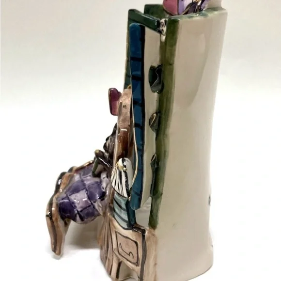 Charming Ceramic Candle Holder with Bear Design - Picture 4 of 6